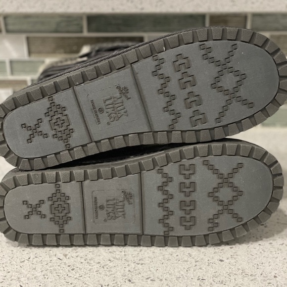 MUKLUKS BOOTS 4-WOMEN, SIZE 8. - Picture 5 of 11